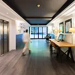 Hotel Paral-lel 2*