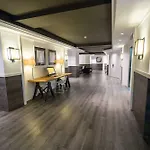 Paral-lel Hotel 2*