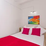 Hotel Paral-lel 2*