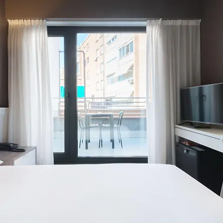 Paral-lel 2* Barcelona