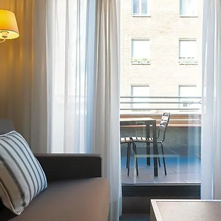 Hotel Paral-lel
