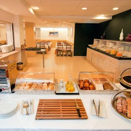 Paral-lel Hotel 2*