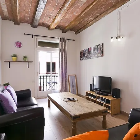 Paral-lel Hotel