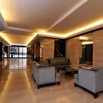 Paral-lel Hotel